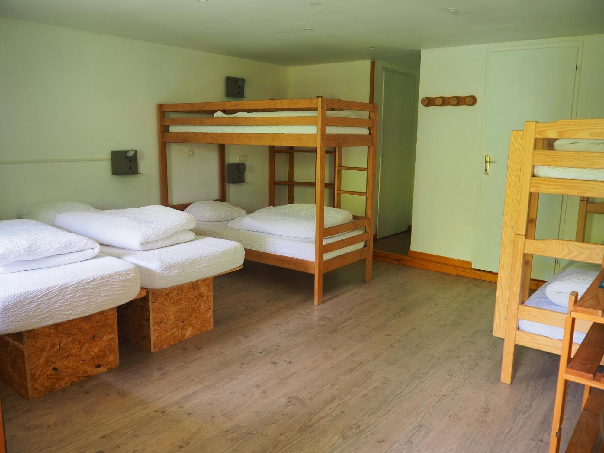 Auberge De Jeunesse Hi La Clusaz Bagian luar foto