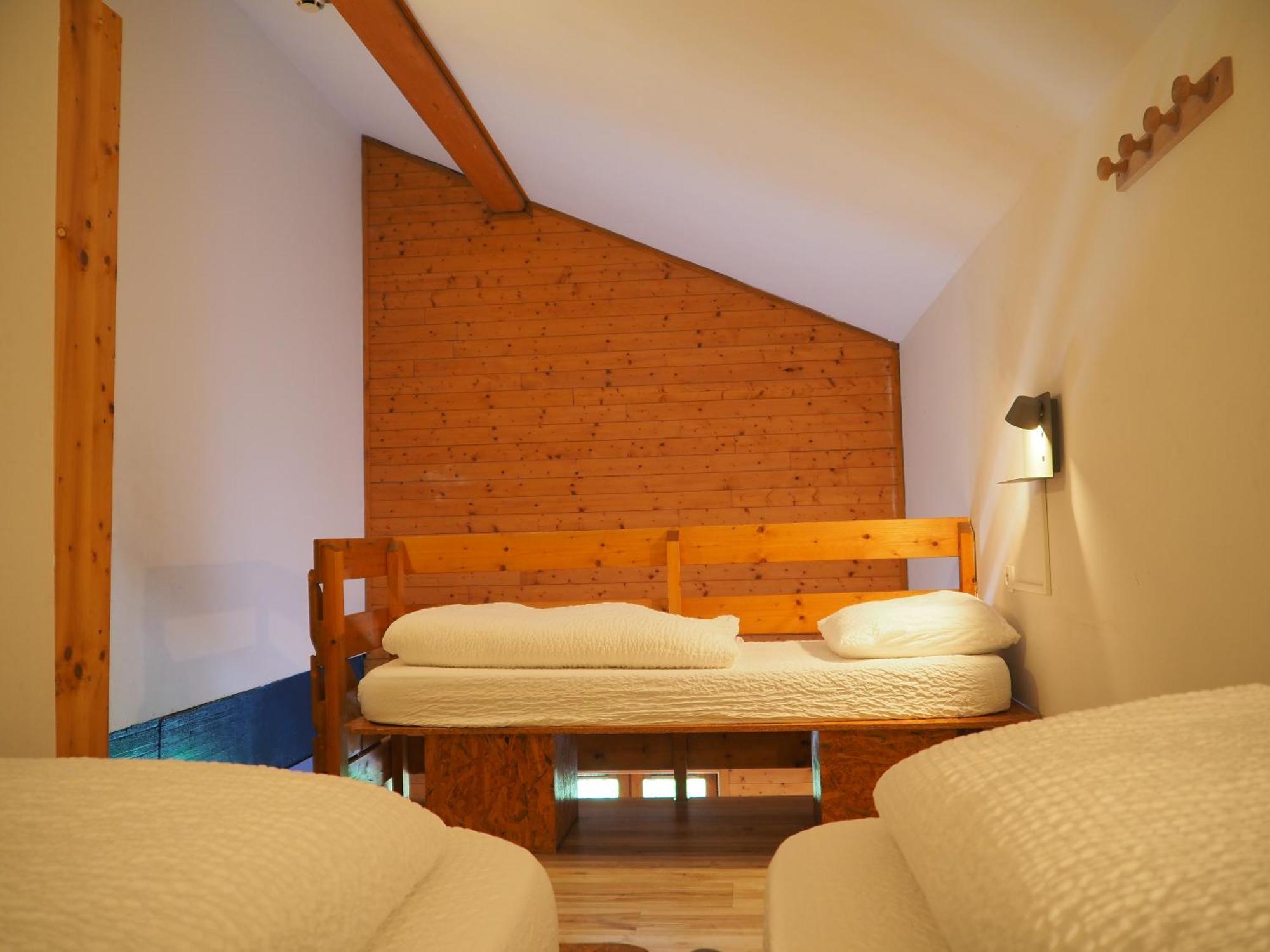 Auberge De Jeunesse Hi La Clusaz Bagian luar foto