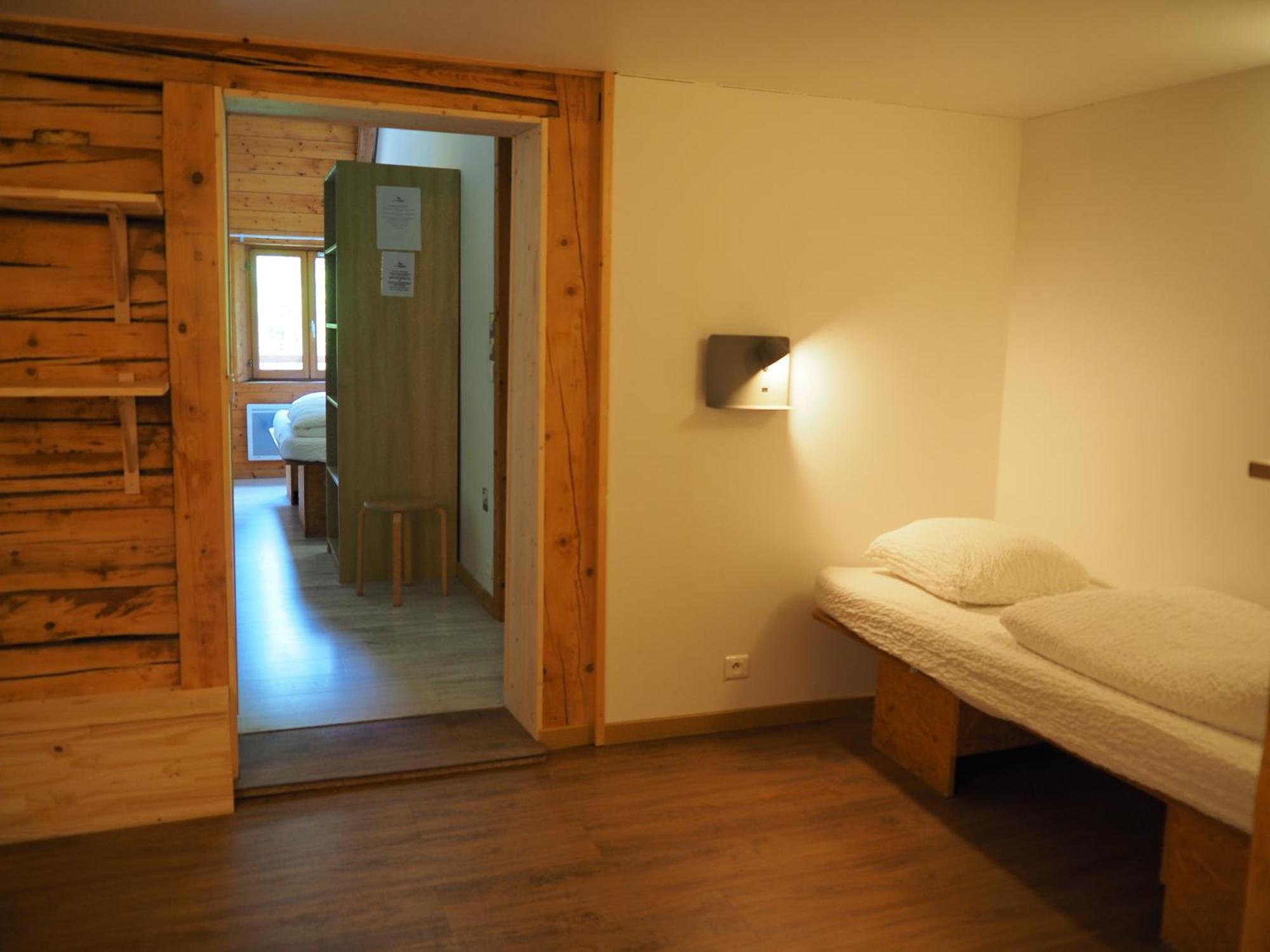 Auberge De Jeunesse Hi La Clusaz Bagian luar foto