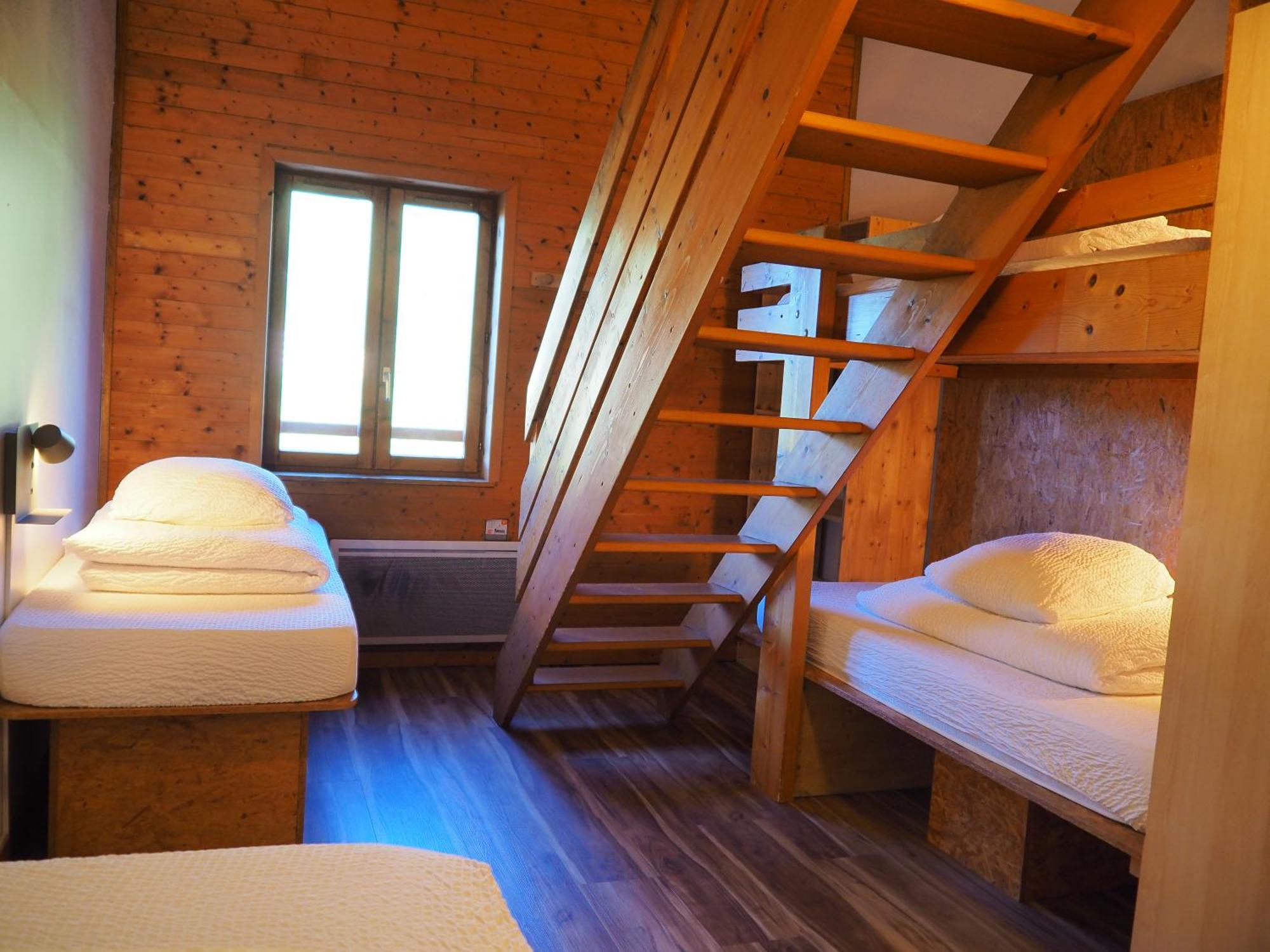 Auberge De Jeunesse Hi La Clusaz Bagian luar foto