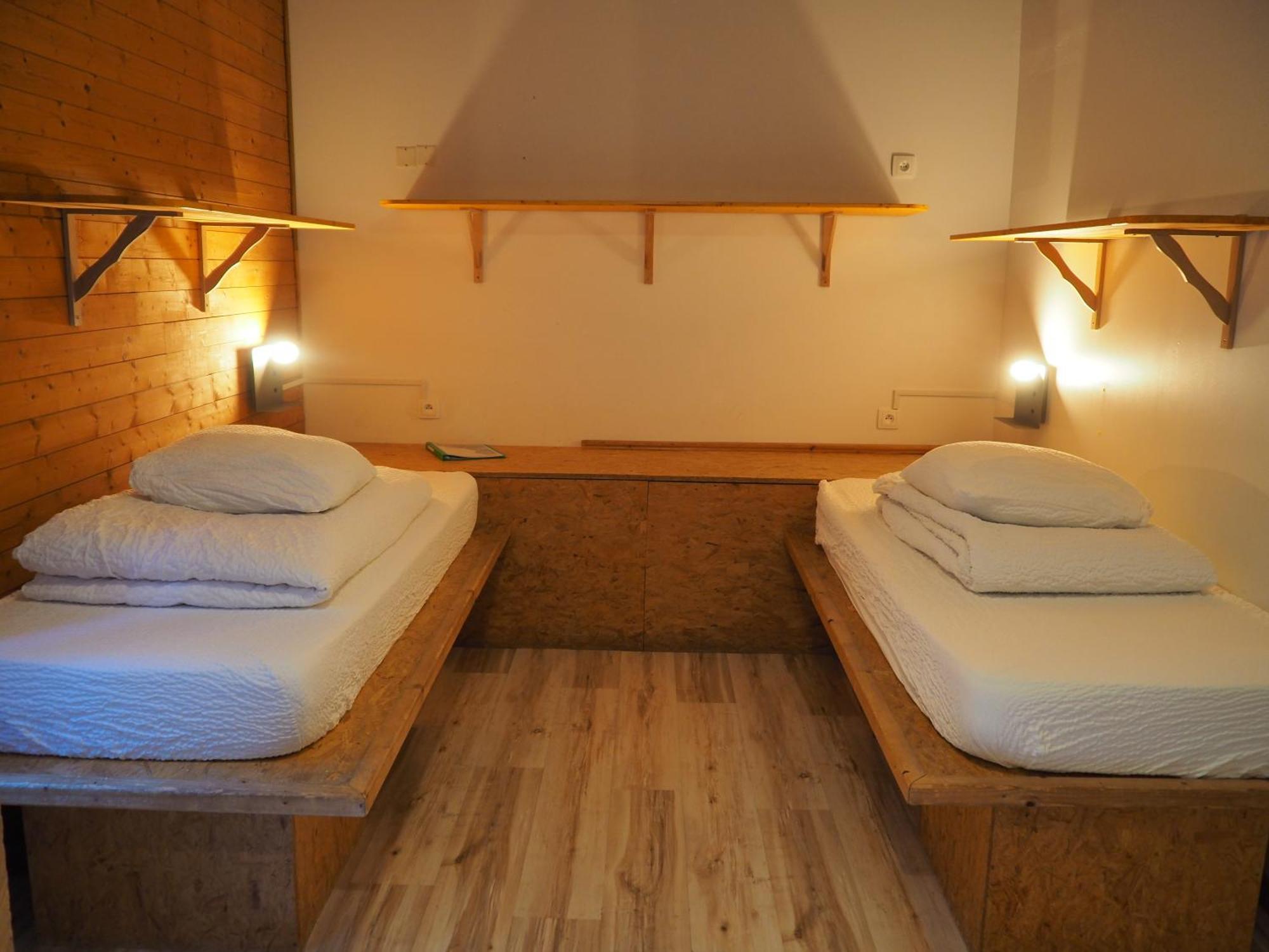 Auberge De Jeunesse Hi La Clusaz Bagian luar foto