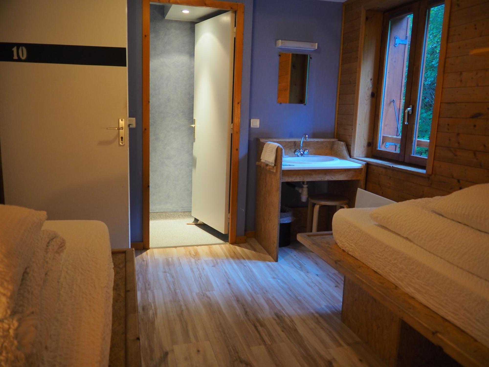Auberge De Jeunesse Hi La Clusaz Bagian luar foto